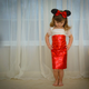 Illustration for article titled 4-Year-Old Fashion Designer Makes Amazing Gowns Out Of Paper